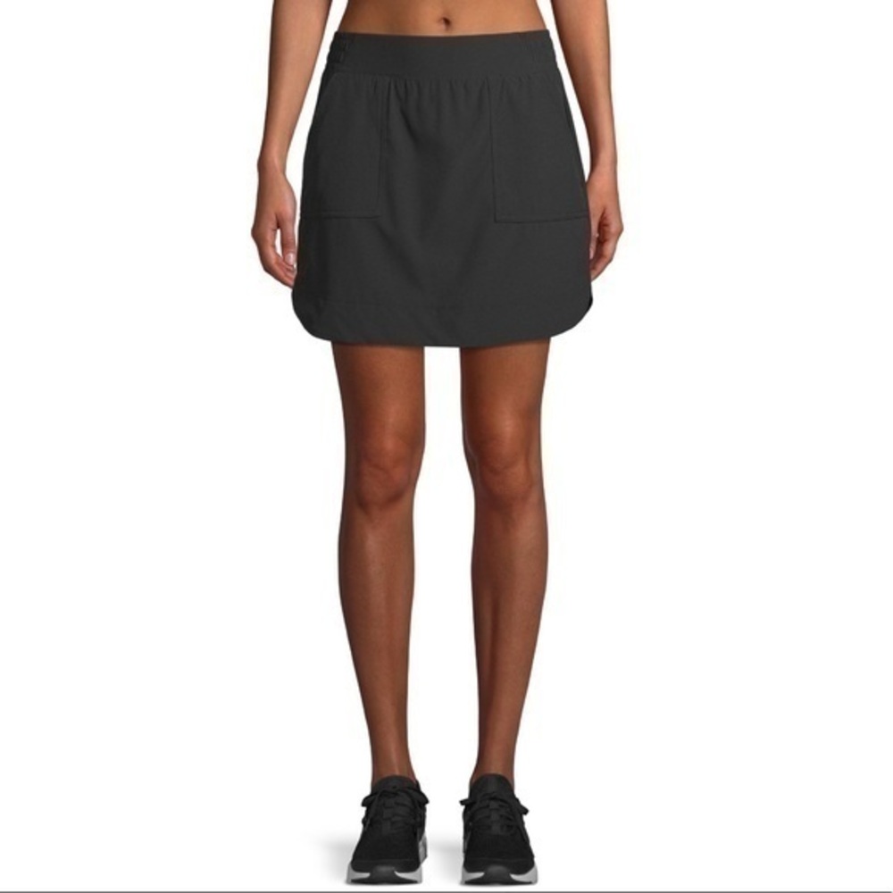 APANA ACTIVE WOVEN SKORT